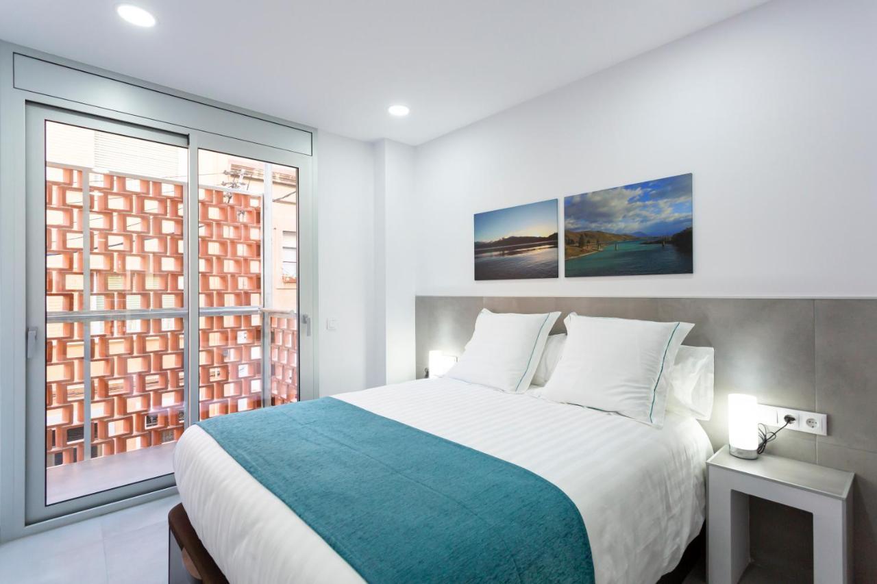 8 Lacus L'Hospitalet de Llobregat Exteriör bild