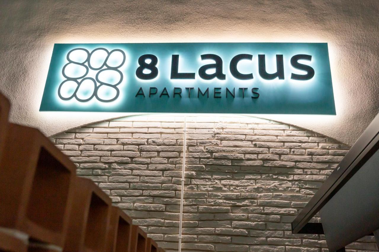 8 Lacus L'Hospitalet de Llobregat Exteriör bild